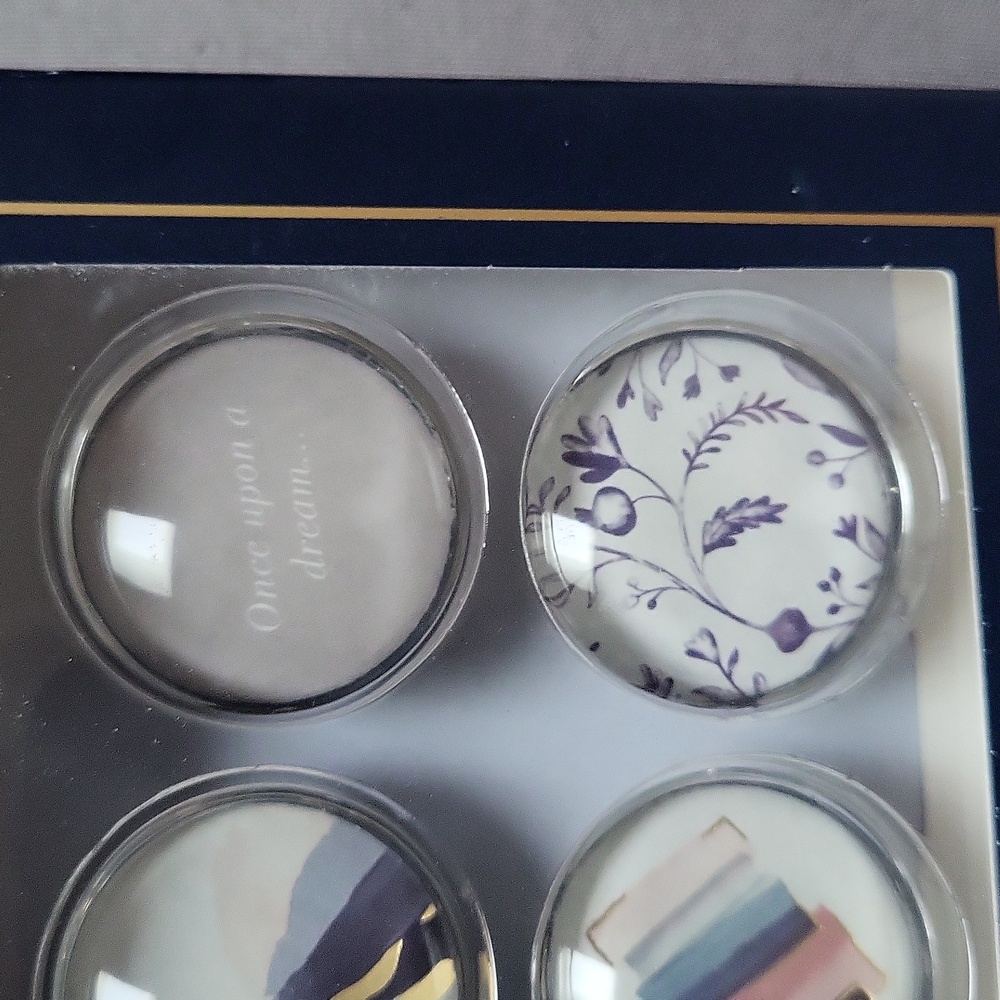 Set of 6 Magnets From Indigo, New With Tags - Picture 2 of 4
